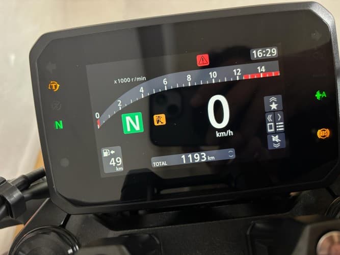 HONDA CB 650 R (A)(E-CLUTCH) 2024 de segunda mano