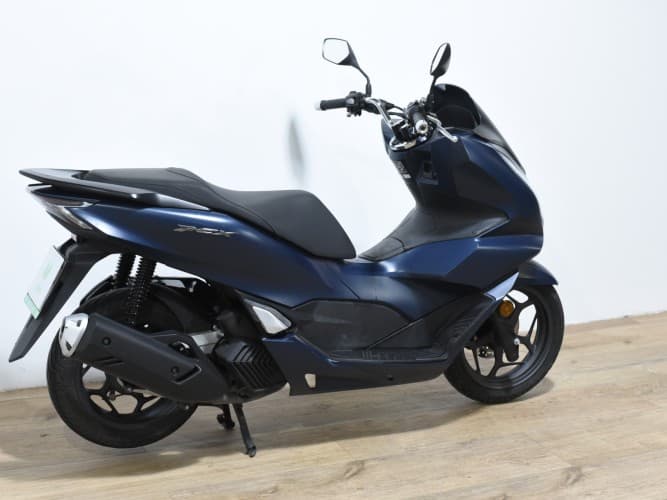 HONDA PCX 125 2023 de segunda mano