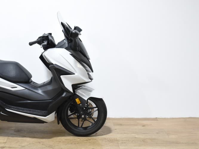 Comprar HONDA FORZA 125 2021 de segunda mano HONDA FORZA 125 2021 de segunda mano