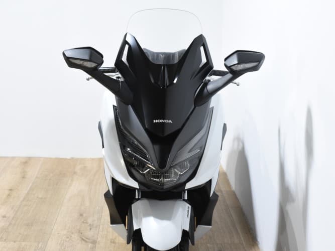 Comprar HONDA FORZA 125 2021 de segunda mano HONDA FORZA 125 2021 de segunda mano