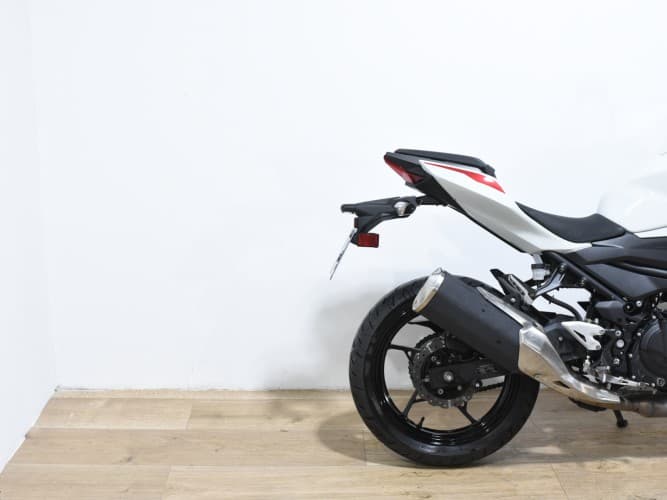 KAWASAKI Z 400 2024 de segunda mano