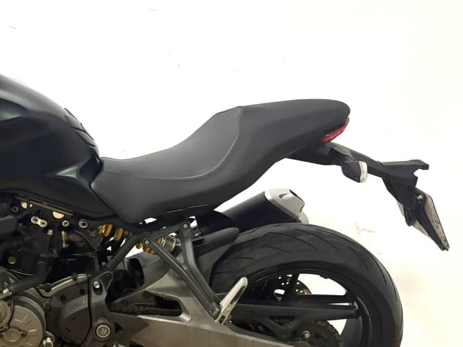 Comprar DUCATI MONSTER 821 (A2) 2019 de segunda mano DUCATI MONSTER 821 (A2) 2019 de segunda mano