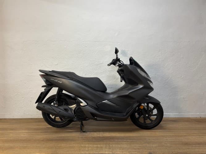 Comprar HONDA PCX 125 2019 de segunda mano HONDA PCX 125 2019 de segunda mano