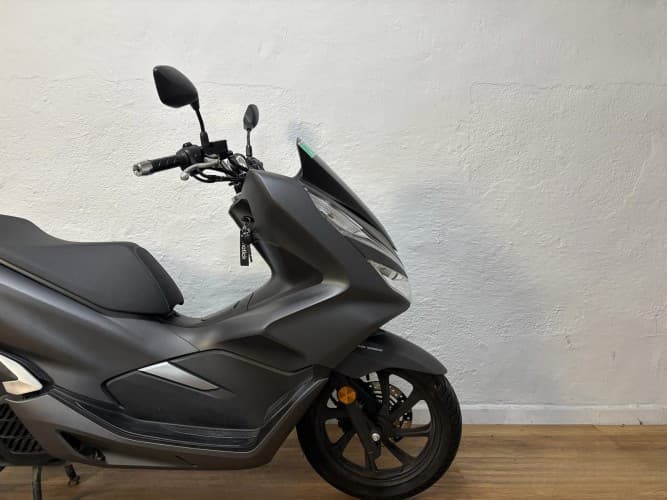 Comprar HONDA PCX 125 2019 de segunda mano HONDA PCX 125 2019 de segunda mano