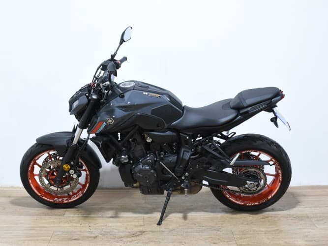 Comprar YAMAHA MT-07 (A) 2021 de segunda mano YAMAHA MT-07 (A) 2021 de segunda mano