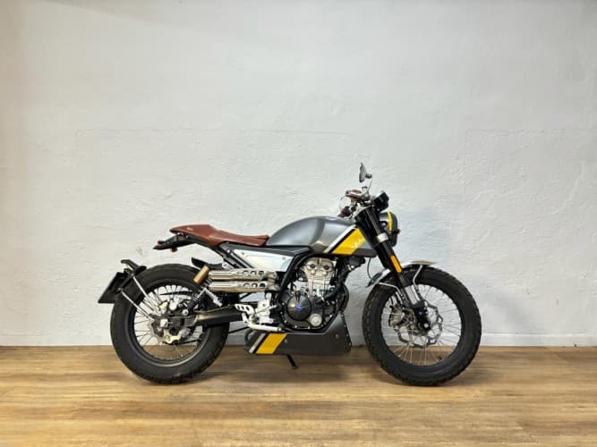 Comprar FB MONDIAL HPS 125 2018 de segunda mano FB MONDIAL HPS 125 2018 de segunda mano