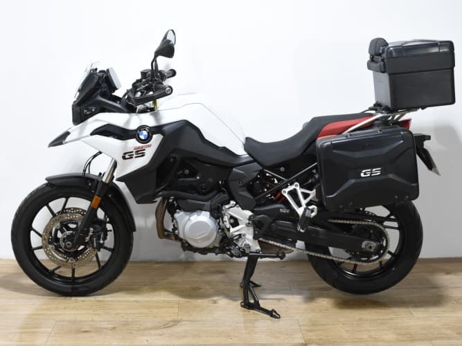 Comprar BMW F 750 GS (IVA DEDUCIBLE) (3 PAQUETES+ 3 MALETAS) 2023 de segunda mano BMW F 750 GS (IVA DEDUCIBLE) (3 PAQUETES+ 3 MALETAS) 2023 de segunda mano