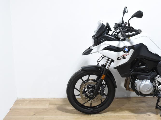 Comprar BMW F 750 GS (IVA DEDUCIBLE) (3 PAQUETES+ 3 MALETAS) 2023 de segunda mano BMW F 750 GS (IVA DEDUCIBLE) (3 PAQUETES+ 3 MALETAS) 2023 de segunda mano