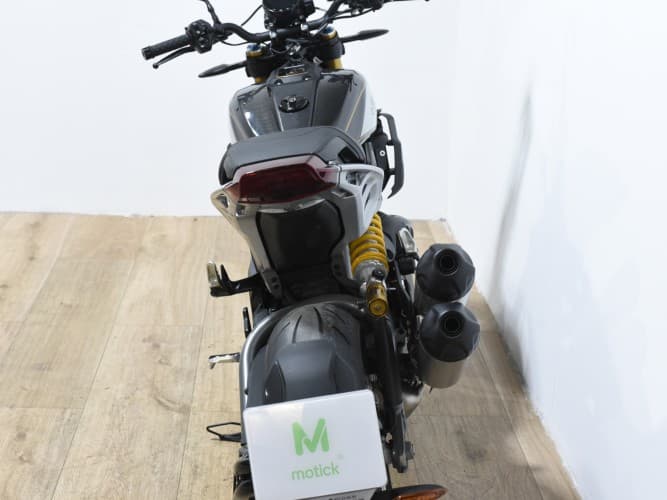 INDIAN FTR R CARBON 2025 de segunda mano