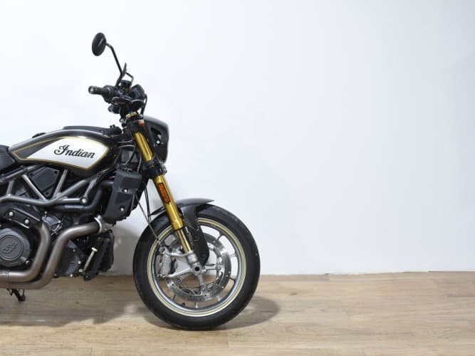 INDIAN FTR R CARBON 2025 de segunda mano