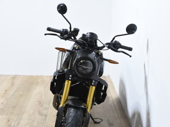 INDIAN FTR R CARBON 2025 de segunda mano