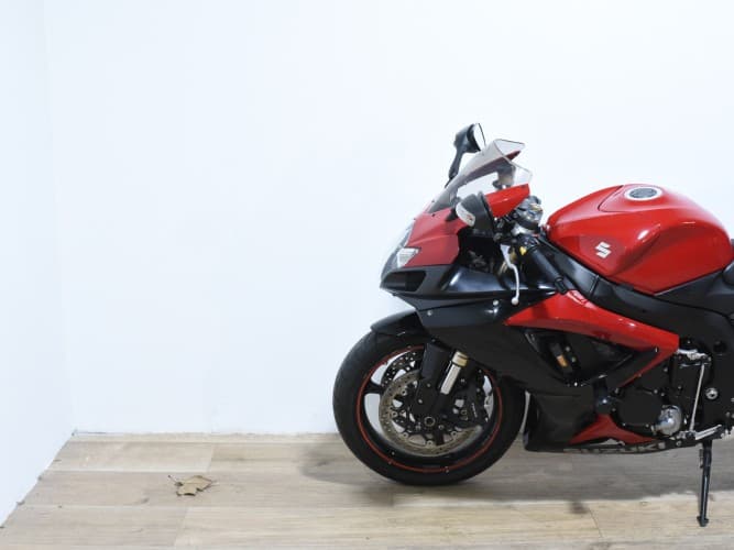 SUZUKI GSX R600 2006 de segunda mano