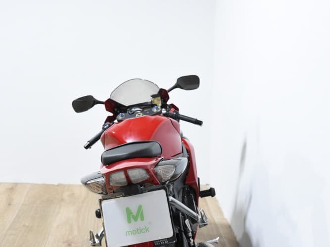 SUZUKI GSX R600 2006 de segunda mano