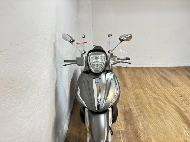 PIAGGIO BEVERLY 300 2020 de segunda mano