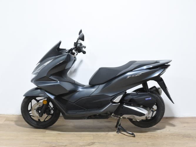 HONDA PCX 125 2021 de segunda mano