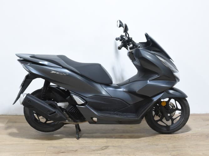 HONDA PCX 125 2021 de segunda mano
