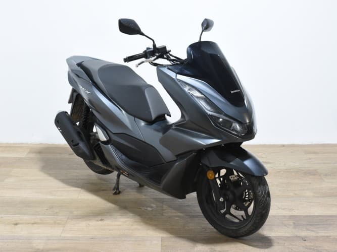 HONDA PCX 125 2021 de segunda mano