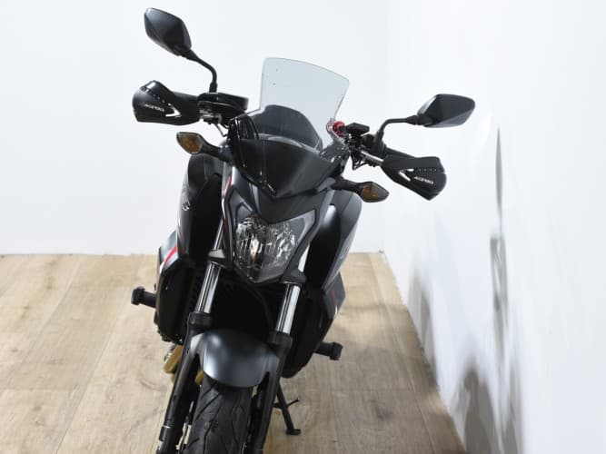 Comprar HONDA CB 650 F (A) 2017 de segunda mano HONDA CB 650 F (A) 2017 de segunda mano