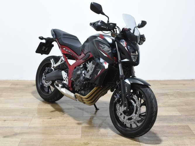 Comprar HONDA CB 650 F (A) 2017 de segunda mano HONDA CB 650 F (A) 2017 de segunda mano
