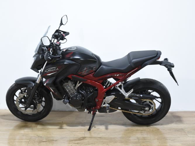 Comprar HONDA CB 650 F (A) 2017 de segunda mano HONDA CB 650 F (A) 2017 de segunda mano