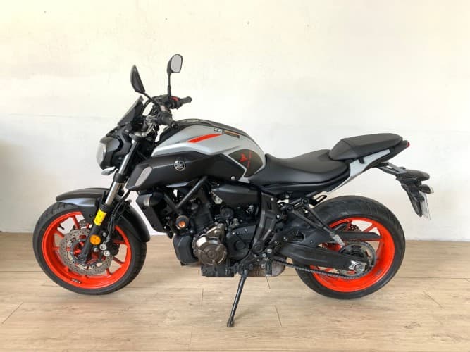 Comprar YAMAHA MT-07 A2 2019 de segunda mano YAMAHA MT-07 A2 2019 de segunda mano