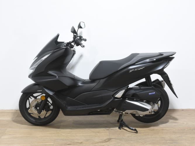 HONDA PCX 125 2021 de segunda mano