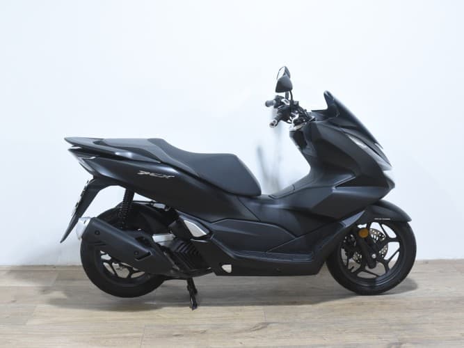 HONDA PCX 125 2021 de segunda mano
