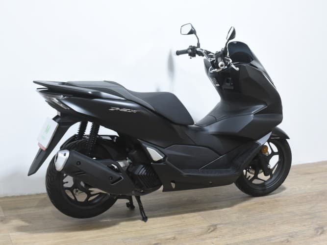 HONDA PCX 125 2021 de segunda mano
