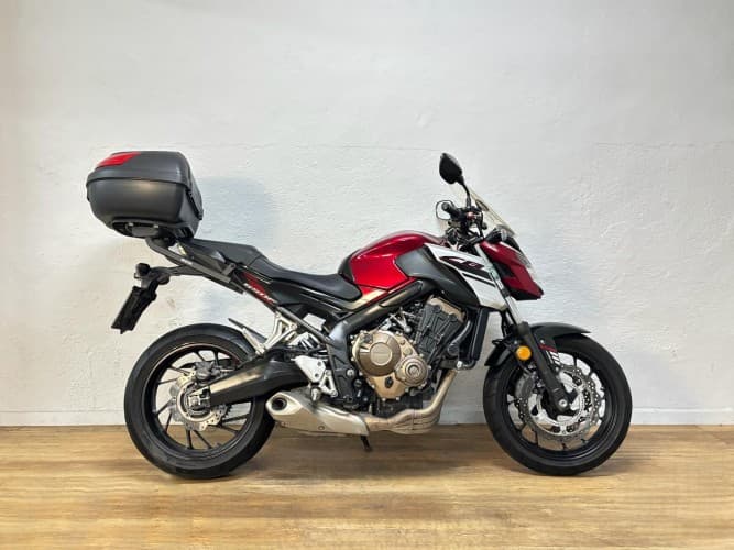 HONDA CB 650 F (A) 2018 de segunda mano