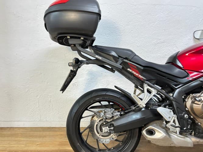 HONDA CB 650 F (A) 2018 de segunda mano