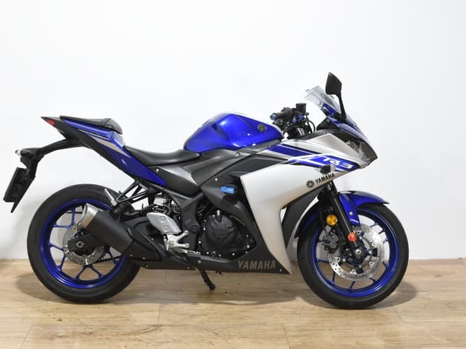 YAMAHA YZF R3 2018 de segunda mano