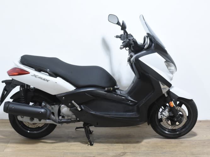 YAMAHA XMAX 125 2011 de segunda mano