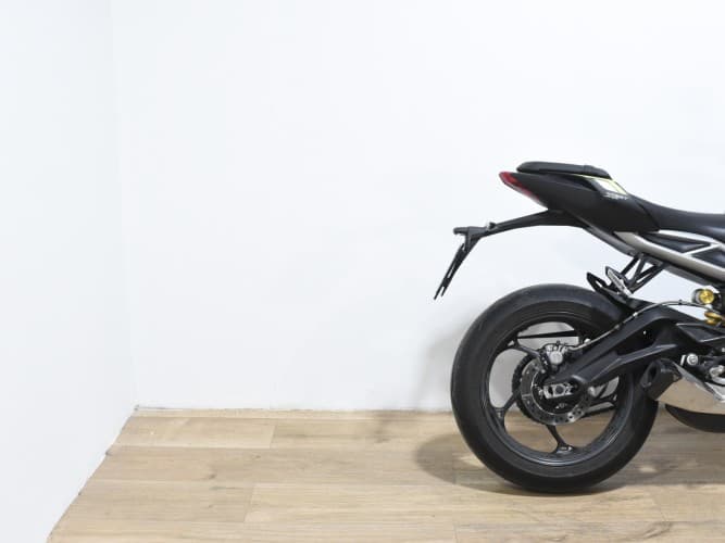 TRIUMPH STREET TRIPLE RS 2022 de segunda mano