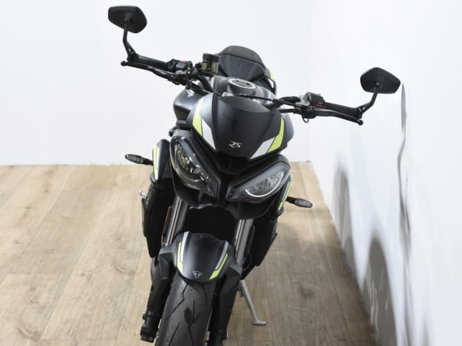 TRIUMPH STREET TRIPLE RS 2022 de segunda mano