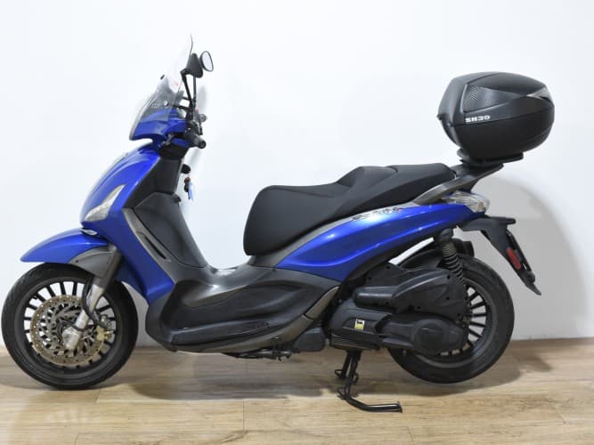 Comprar PIAGGIO BEVERLY 300 2018 de segunda mano PIAGGIO BEVERLY 300 2018 de segunda mano