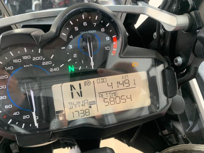 BMW R 1200 GS ADVENTURE (TOP CASE + 3 PAQUETES) 2018 de segunda mano
