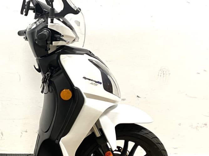 Comprar SYM SYMPHONY 125 SR 2021 de segunda mano SYM SYMPHONY 125 SR 2021 de segunda mano