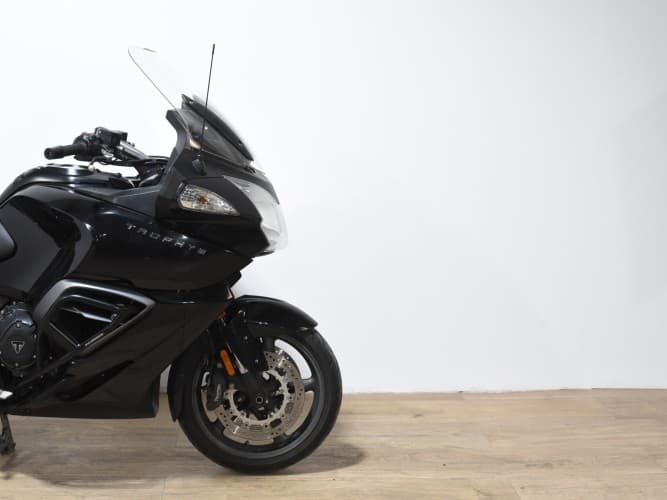 TRIUMPH TROPHY SE A1 (TRES MALETAS) 2017 de segunda mano