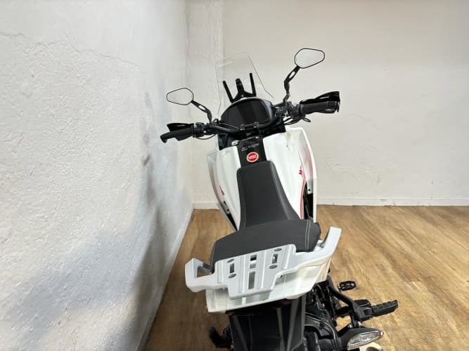 MOTO MORINI X-CAPE 650 (A2) 2024 de segunda mano