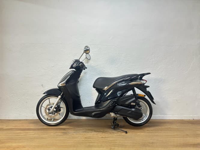 PIAGGIO LIBERTY 50 2024 de segunda mano