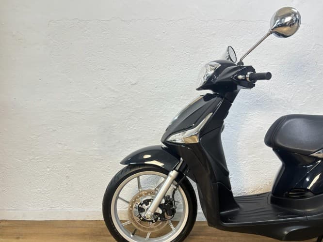PIAGGIO LIBERTY 50 2024 de segunda mano