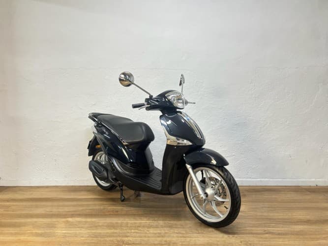 PIAGGIO LIBERTY 50 2024 de segunda mano