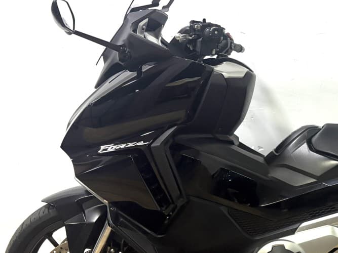 HONDA FORZA 750 (A) 2021 de segunda mano