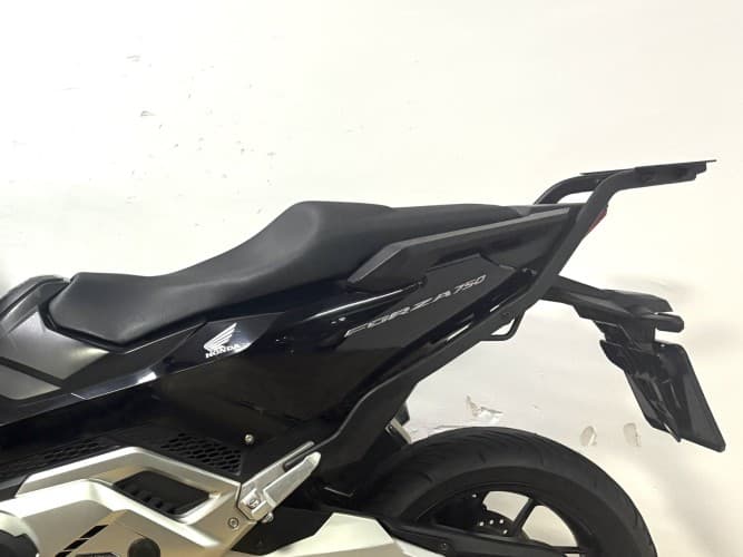 HONDA FORZA 750 (A) 2021 de segunda mano