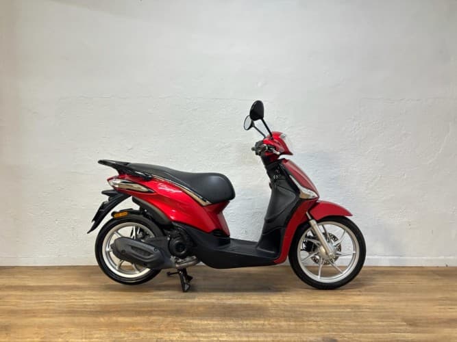 PIAGGIO LIBERTY 50 2024 de segunda mano