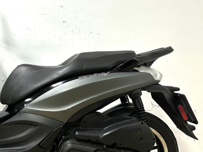 PIAGGIO BEVERLY 300 2017 de segunda mano