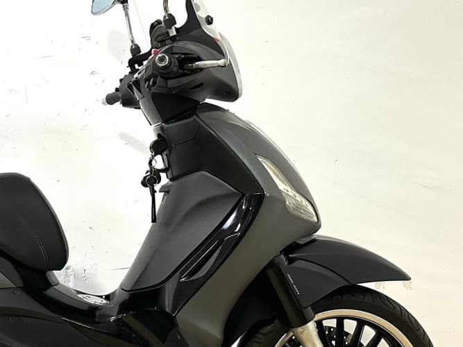 PIAGGIO BEVERLY 300 2017 de segunda mano