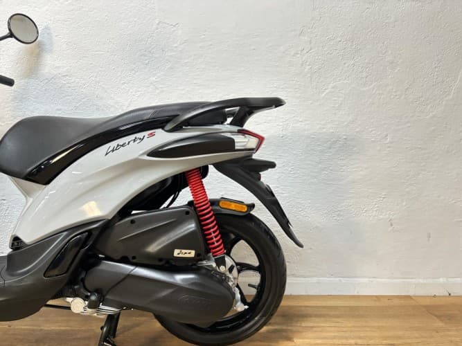 Comprar PIAGGIO LIBERTY 50 2024 de segunda mano PIAGGIO LIBERTY 50 2024 de segunda mano