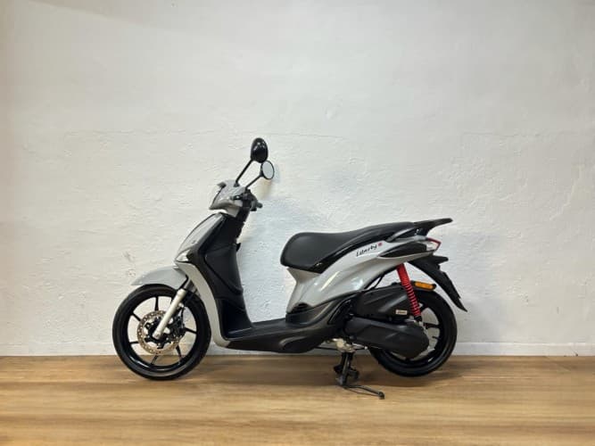 Comprar PIAGGIO LIBERTY 50 2024 de segunda mano PIAGGIO LIBERTY 50 2024 de segunda mano