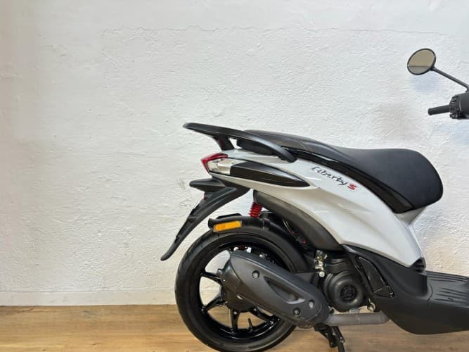 Comprar PIAGGIO LIBERTY 50 2024 de segunda mano PIAGGIO LIBERTY 50 2024 de segunda mano